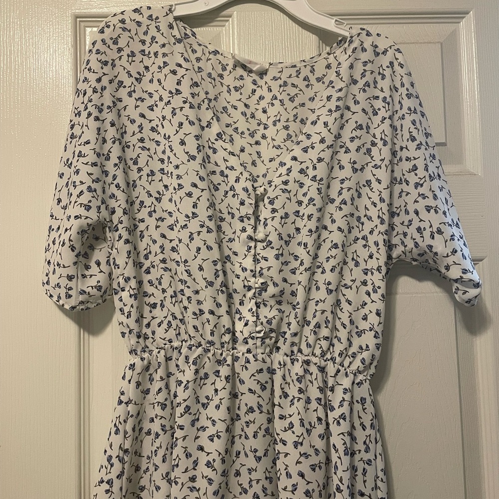 Sienna Sky White and Blue Floral Top
